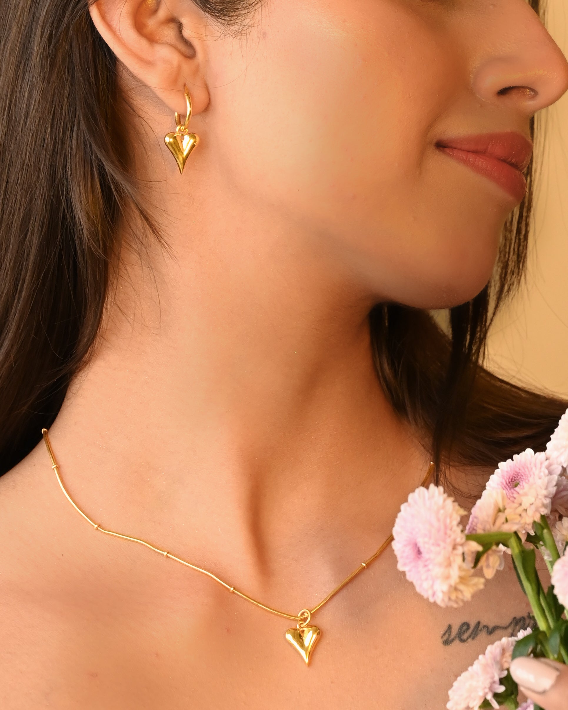 Golden Heart Pendant Set