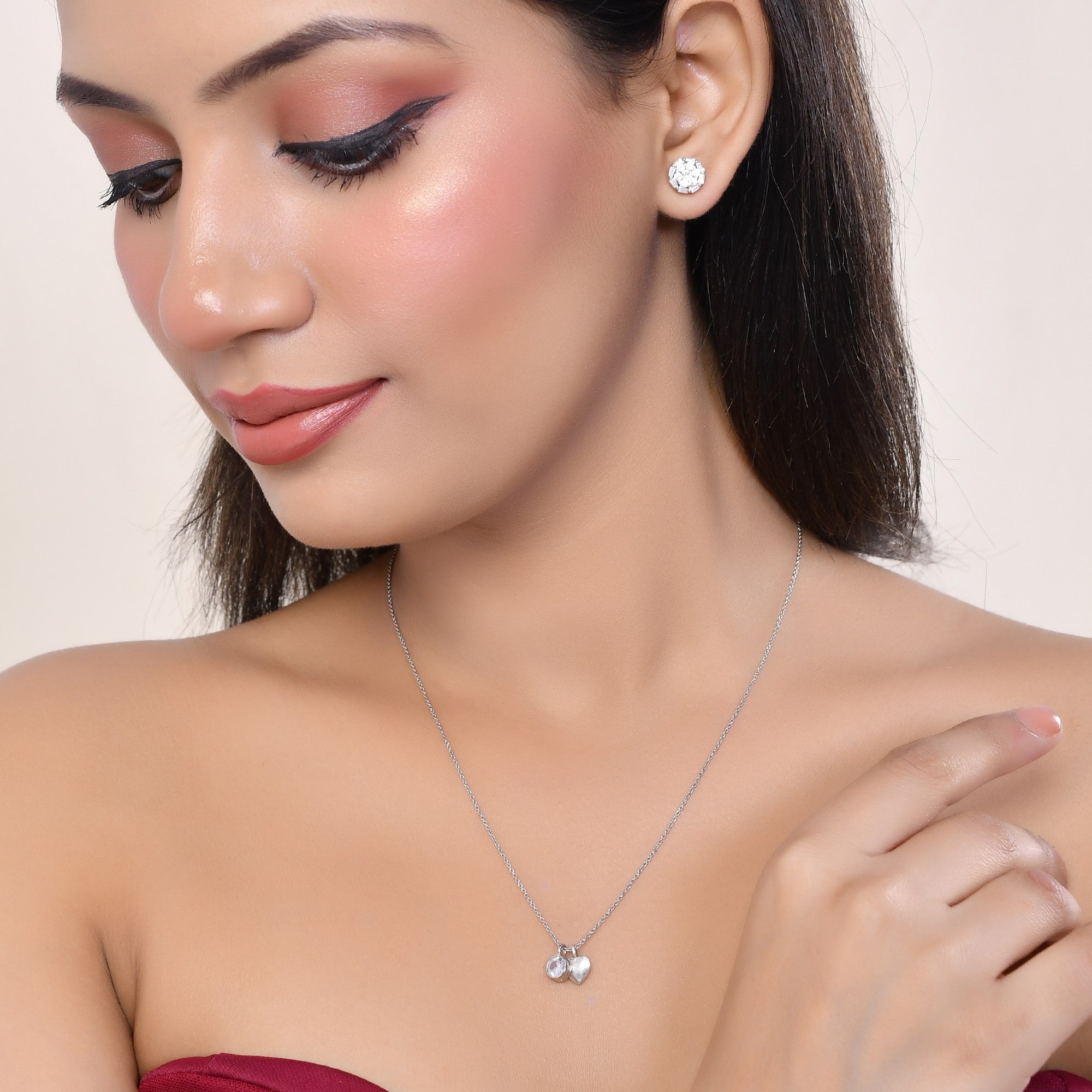 Solitaire Heart Pendant