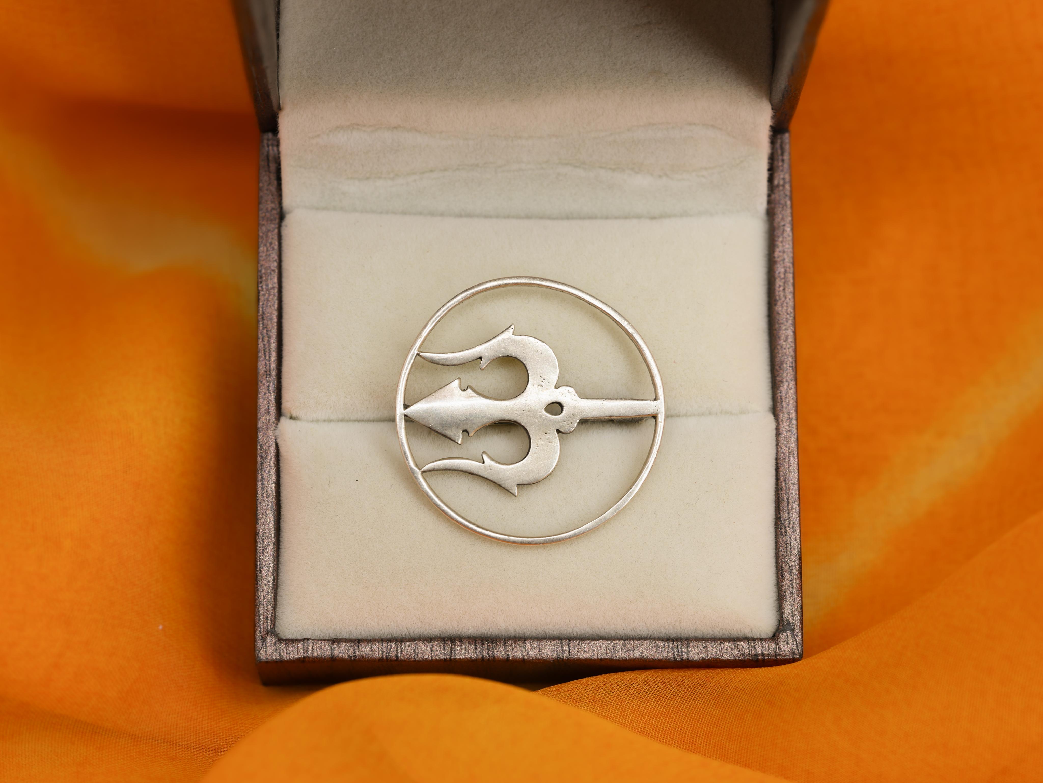 Trishul Brooch Rakhi