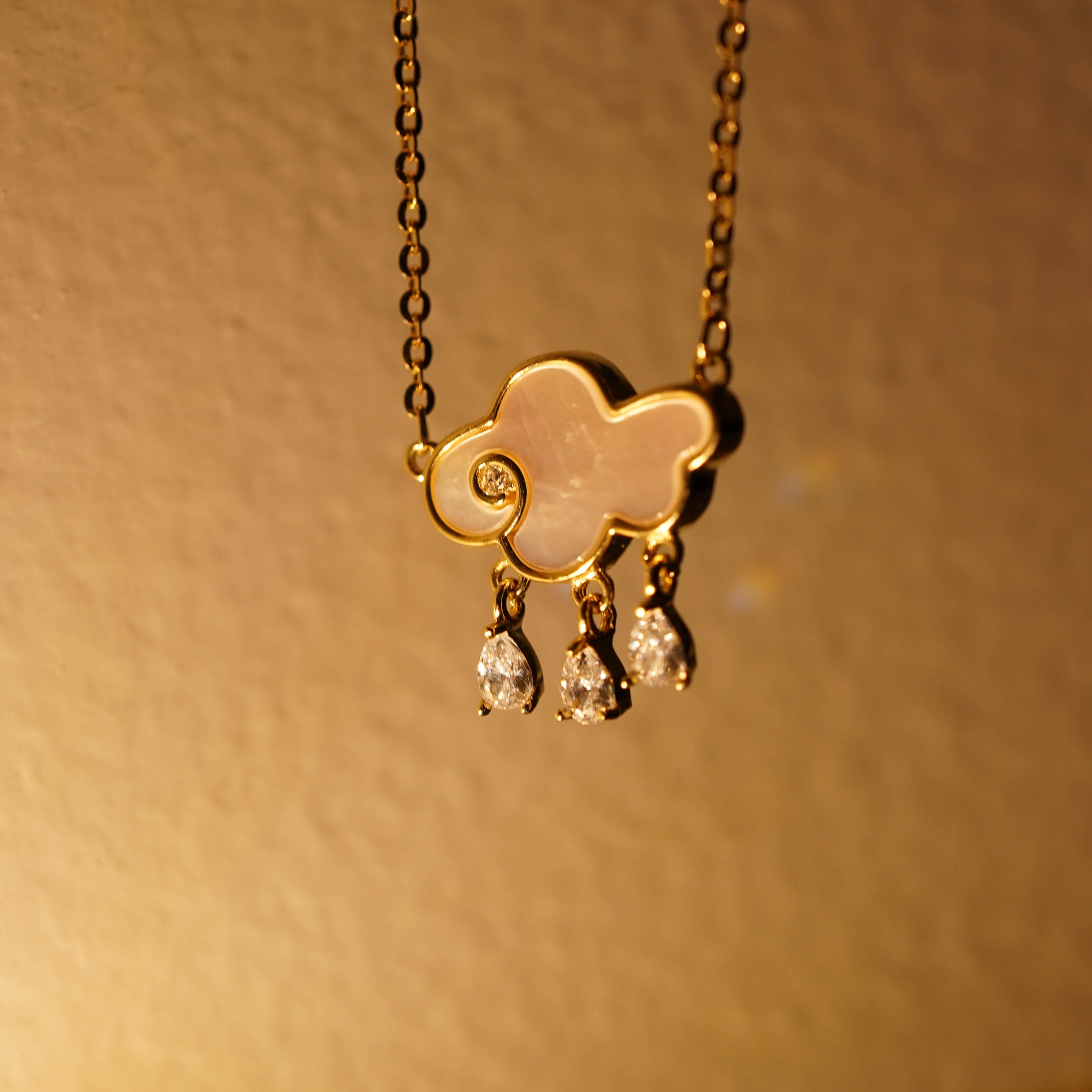 Dreamy Cloud Necklace