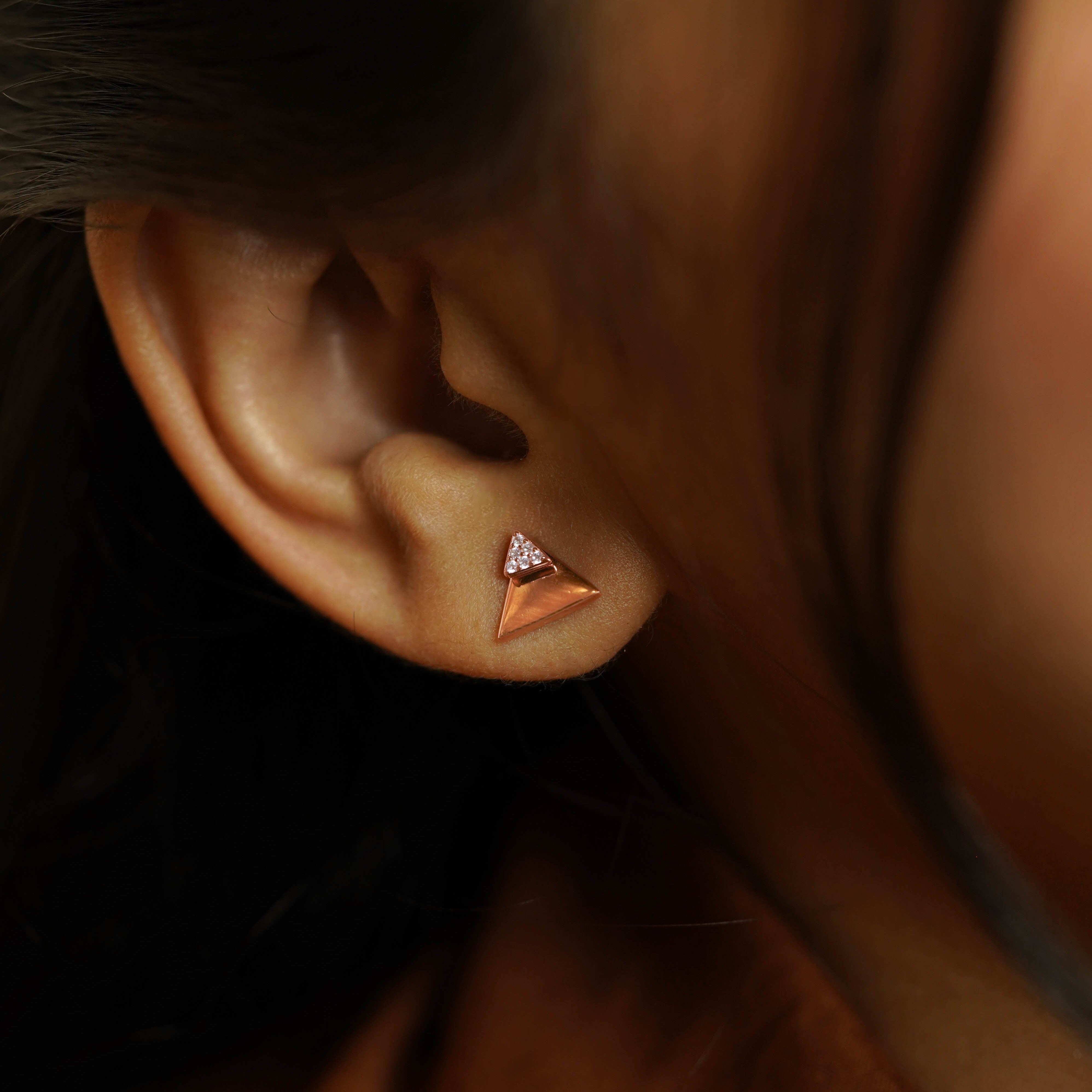 Detachable Geometrical Studs