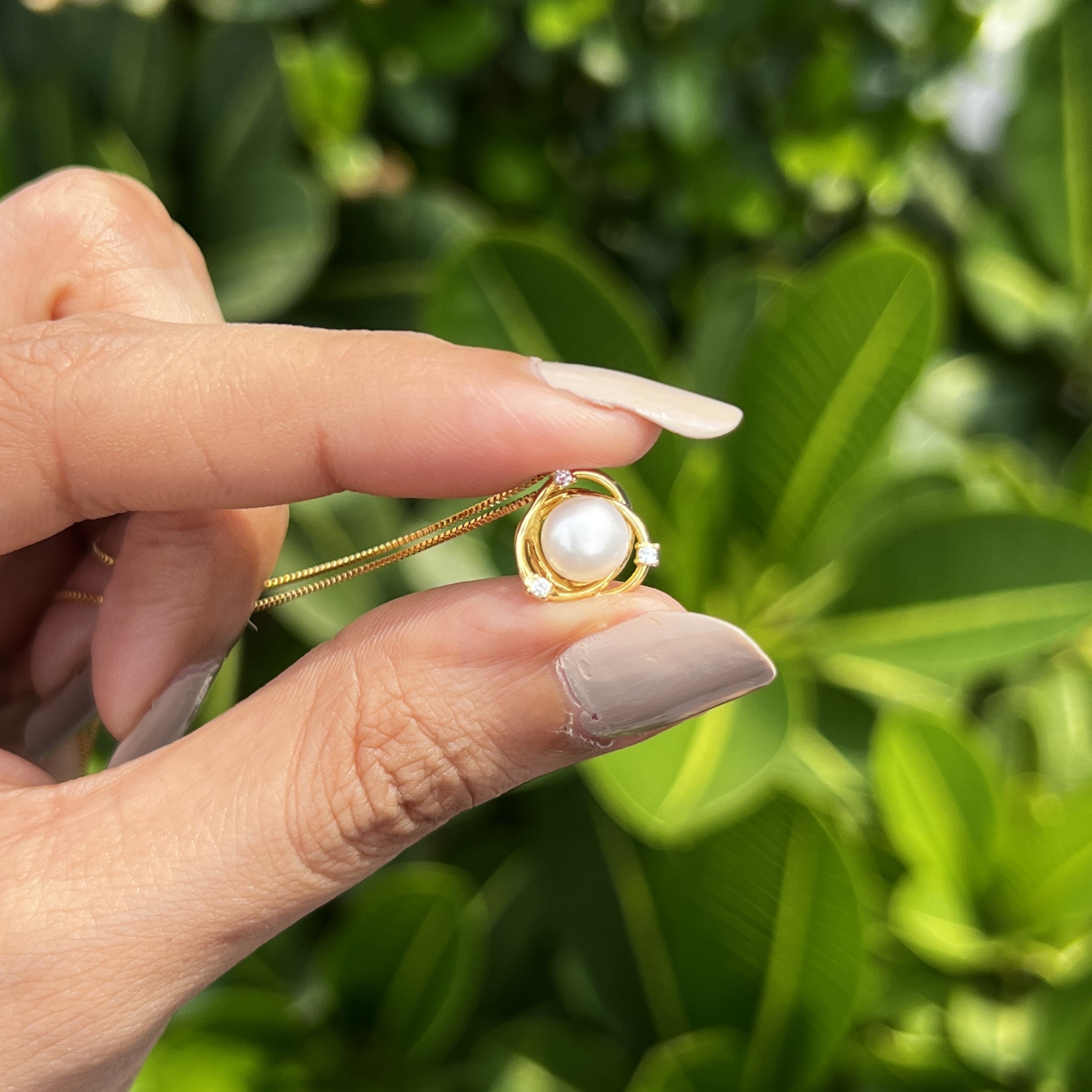 Summer Glow Pearl Pendant