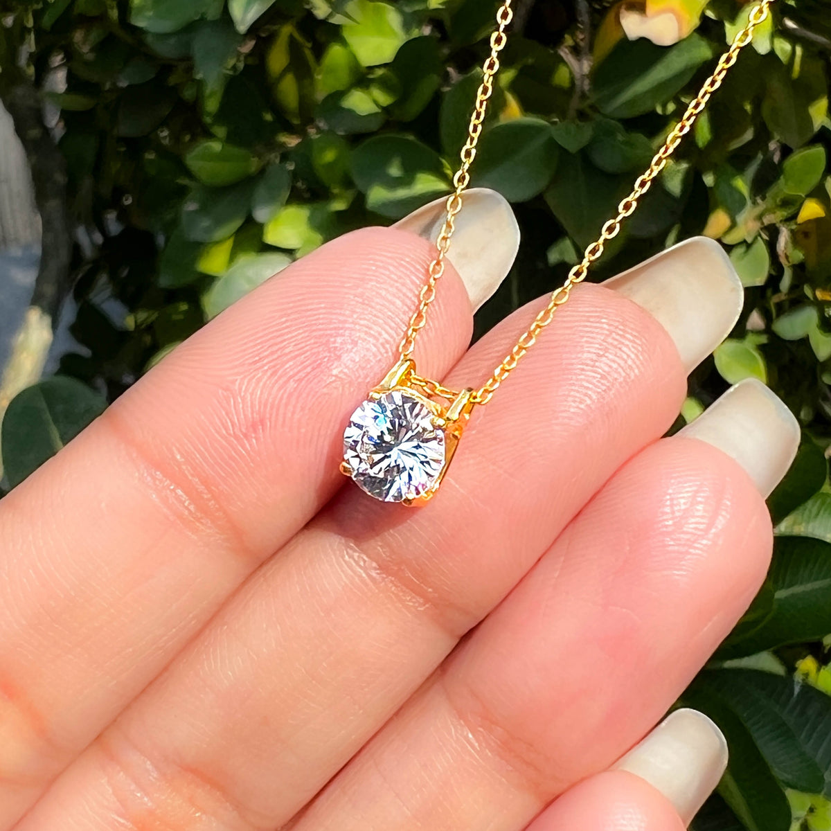 18k Loop Solitaire Necklace