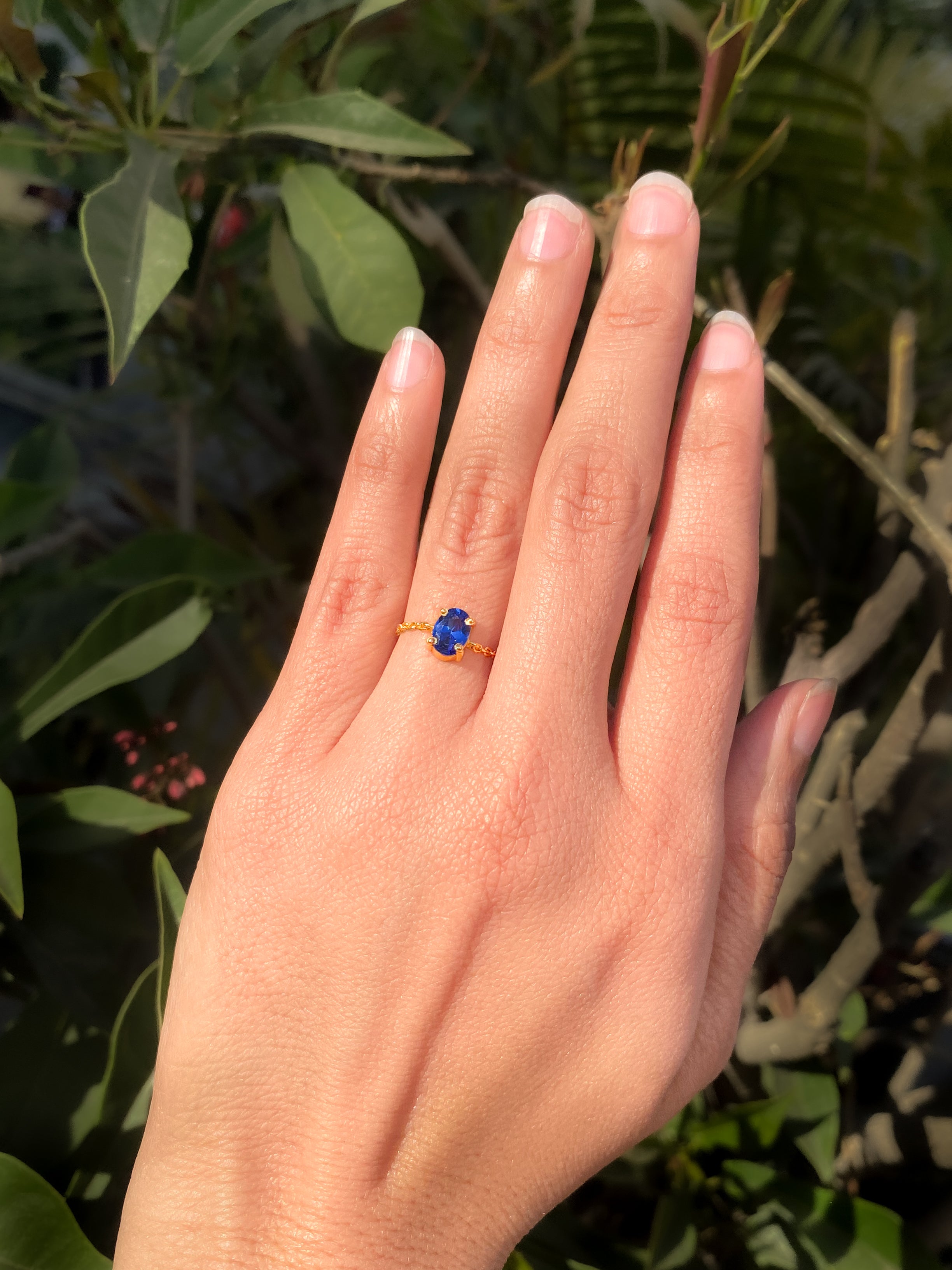 Endless Ocean Blue Sapphire Chain Ring