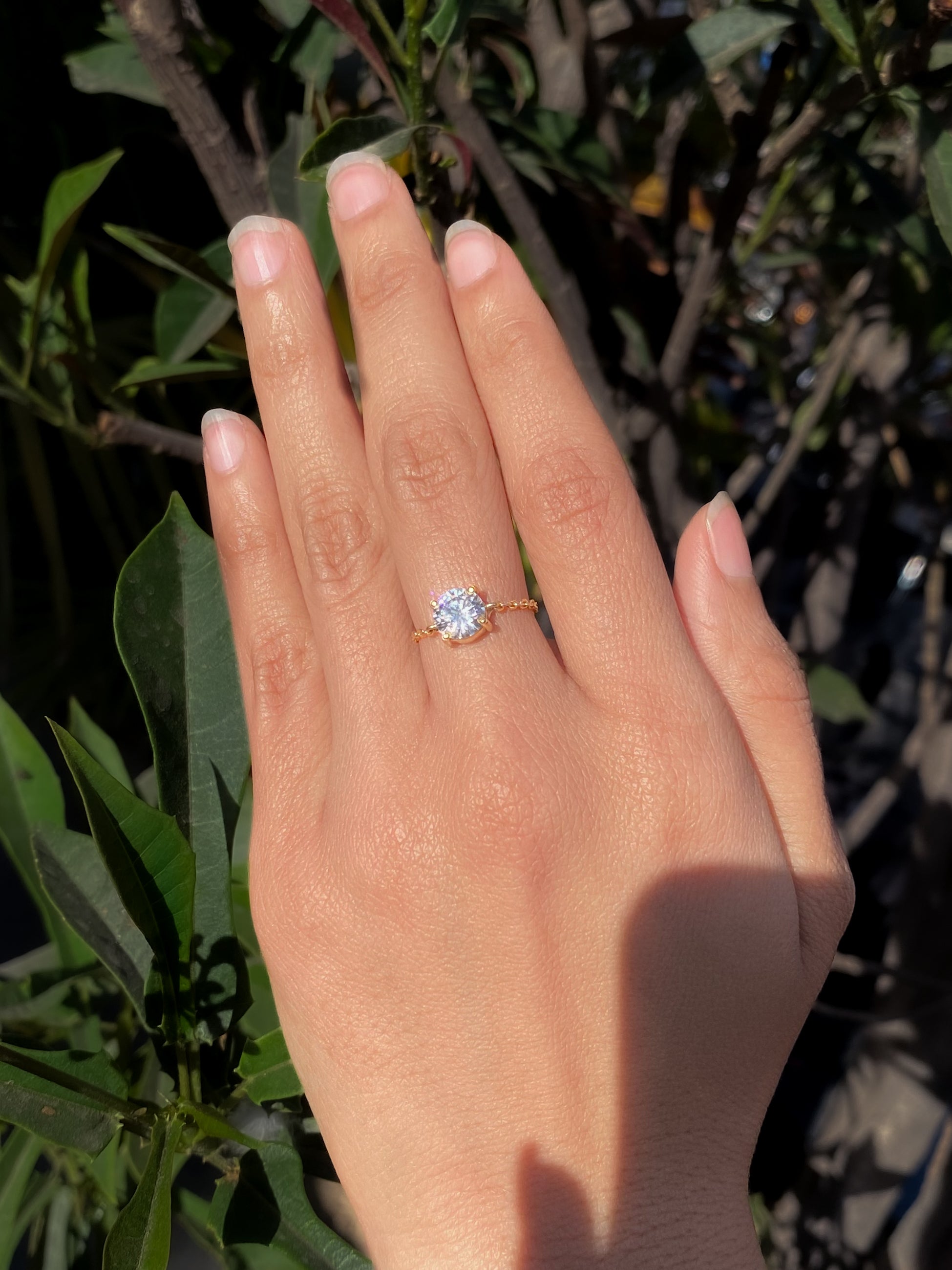 18k Classic White Zircon Chain Ring