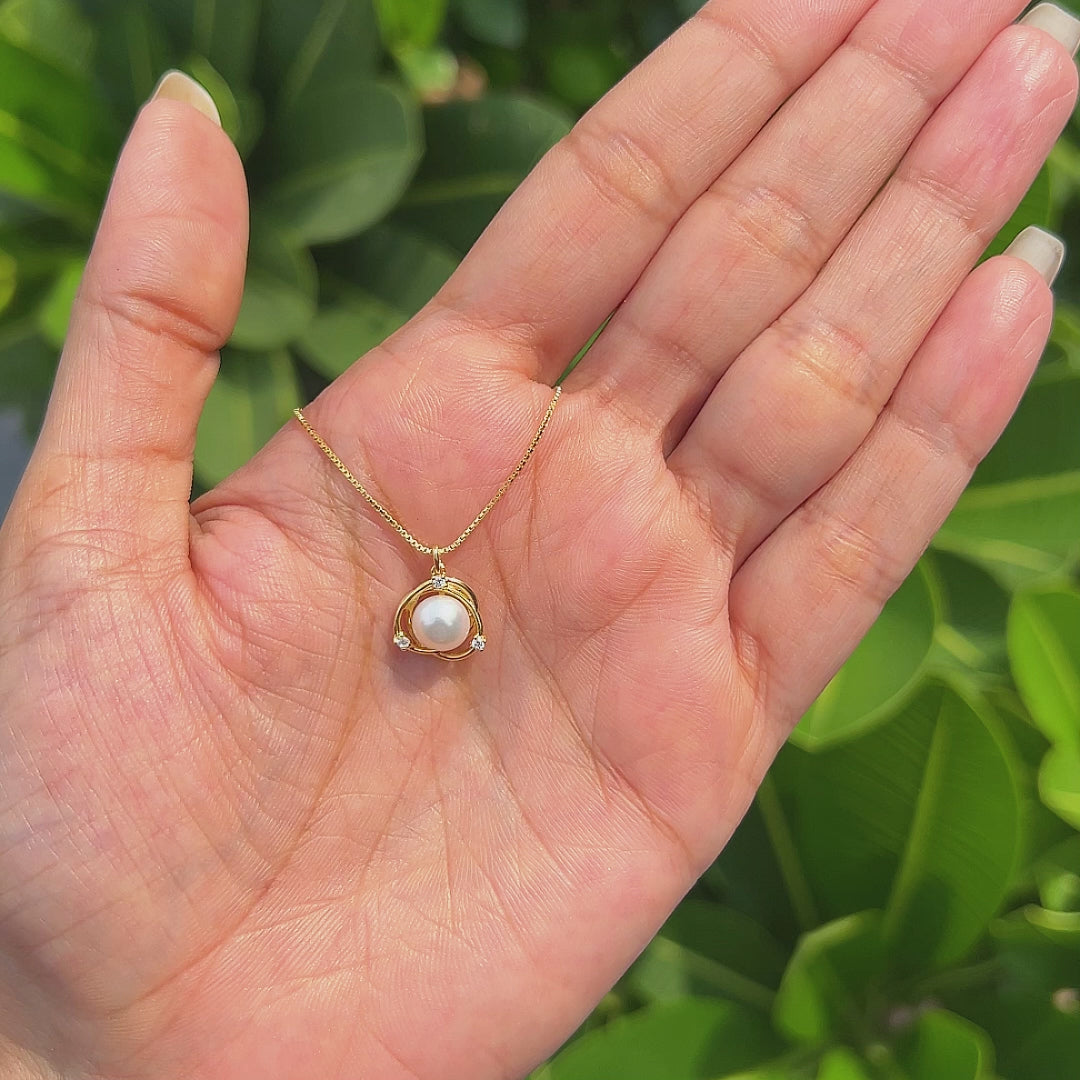 Summer Glow Pearl Pendant