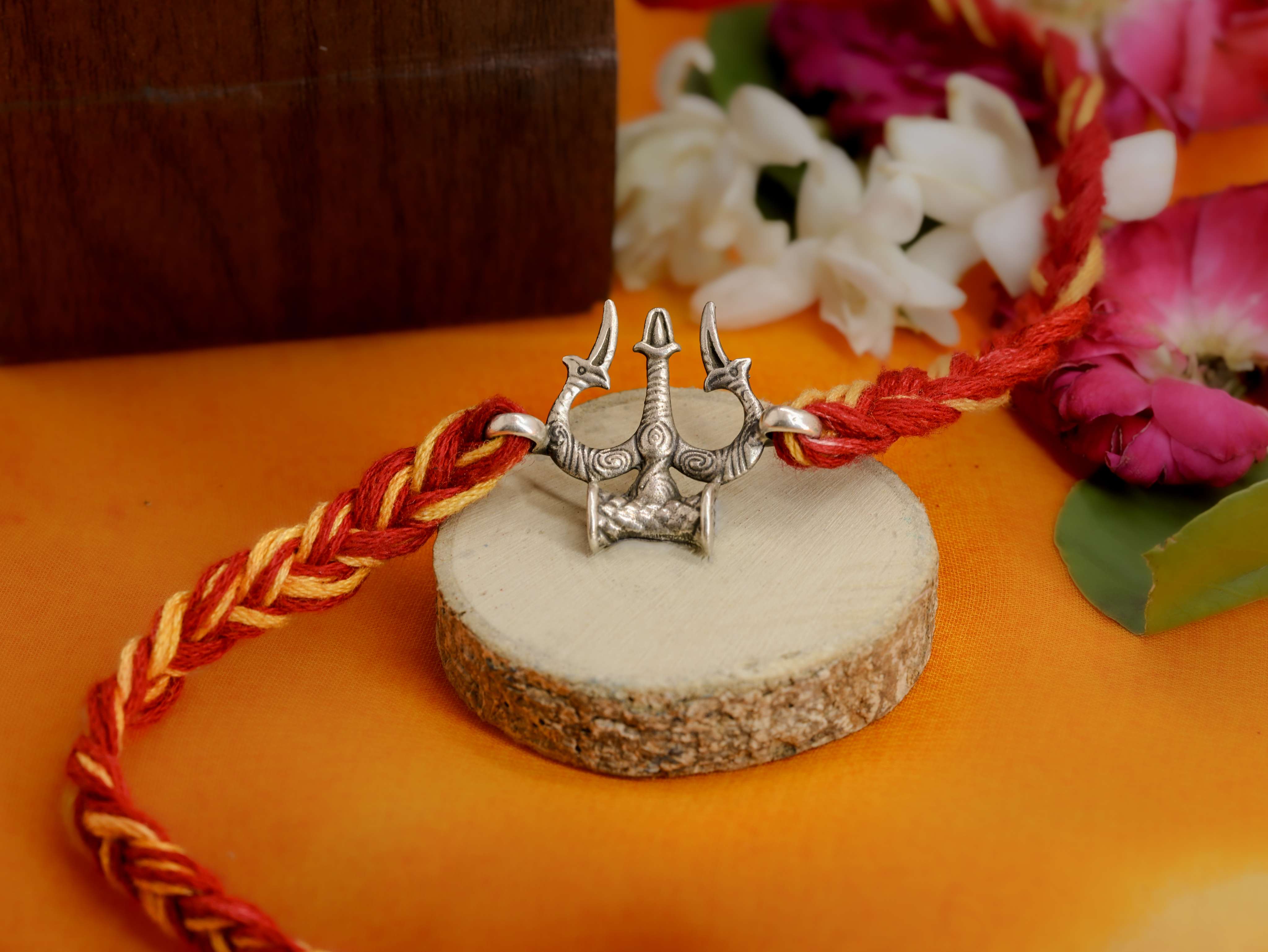 श्री Shivay Trishul Rakhi